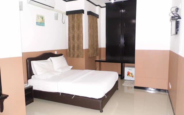 Beach Arena Inn - photo 3