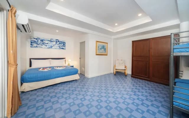 Oceanview Bungalows by EAT, Karon Beach - photo 5