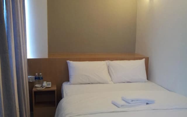 Indah Garden Hotel - photo 4