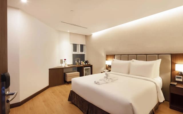 Regalia Gold Hotel - photo 5
