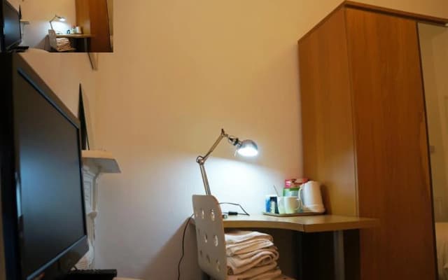 At-Home Bed & Breakfast - photo 4