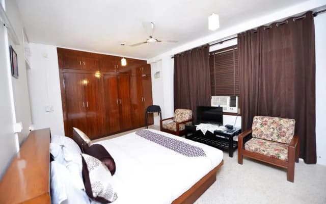 Qualified Hospitality 101 - photo 3