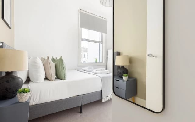 Amazing Flat in Battersea - photo 2