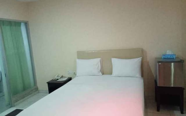 Hotel Angkasa - photo 4