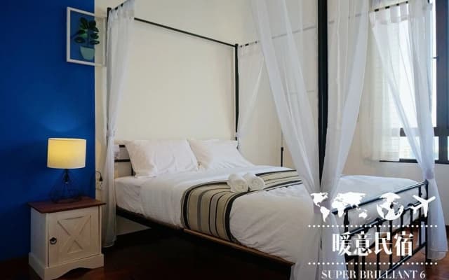 Private Suite with Balcony Gurney Drive - photo 3