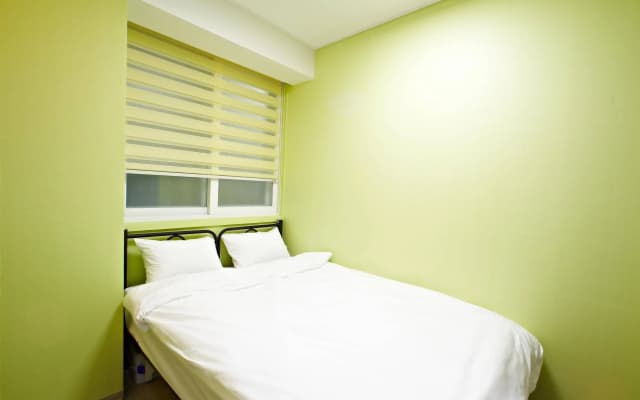Rainbow Hotel Myeongdong - photo 2