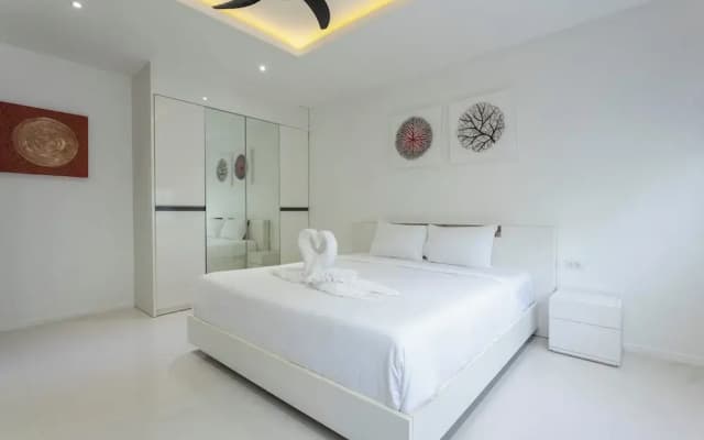 Oceanview 4BR Villa Jacuzzi Escape V180 - photo 5