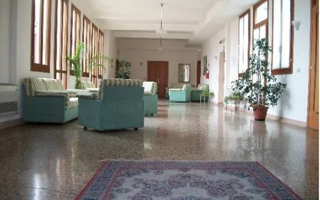 A Bed in Venice - photo 2