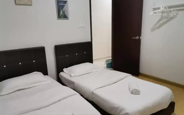 Cityview 2BR Country Garden Danga Bay @ Natol - photo 5