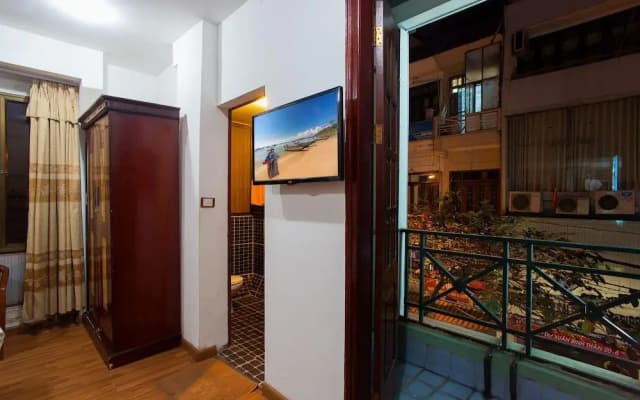 Hanoi Sky View Hotel - photo 3