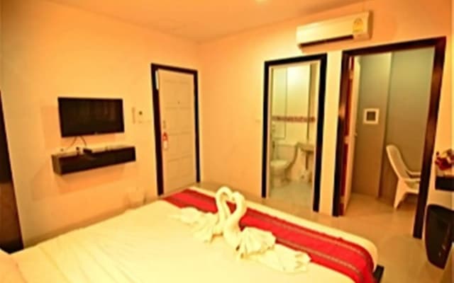 D 1 Hotel Patong - photo 4
