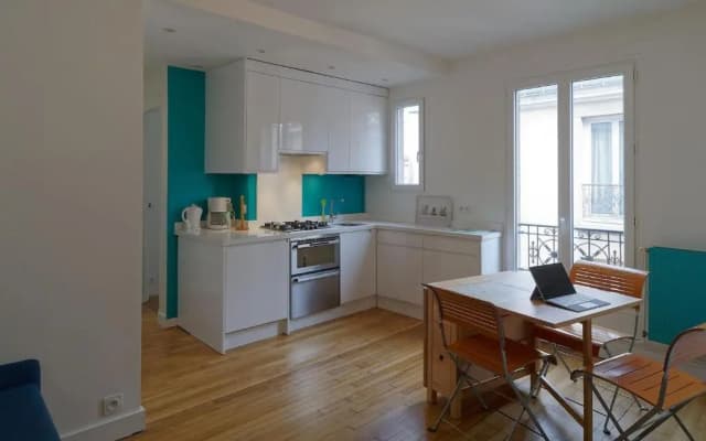 Quiet apartment near Montmartre - photo 5