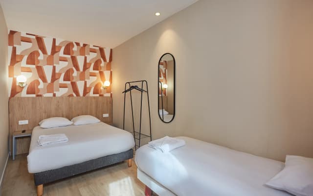 Merryl Hotel - photo 4