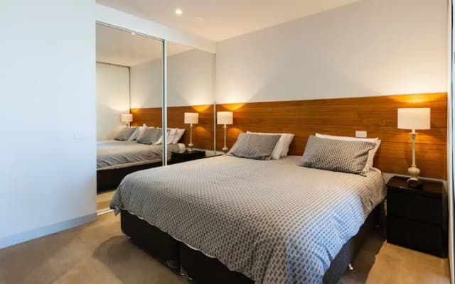 MILES, 1BDR Melbourne Apartment - photo 2