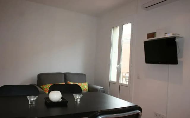 Avenida Apartments Torrent - photo 3