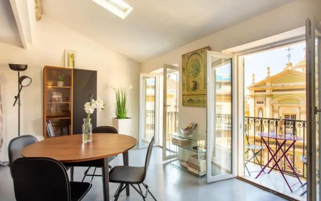 Ross 5- F2, Lumineux, Balcon, Loft, Clim, Vieux-Nice - photo 4