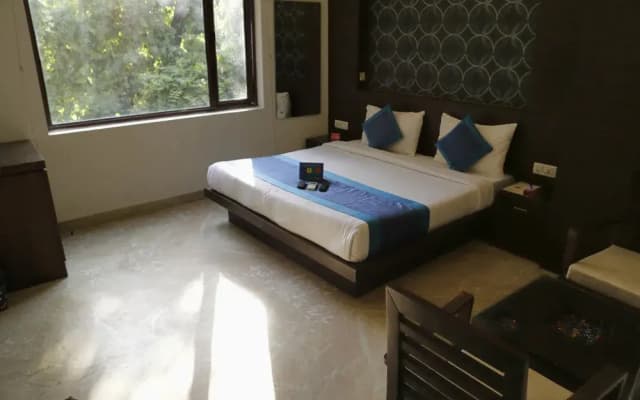 FabHotel Karol Bagh Main Market - photo 2