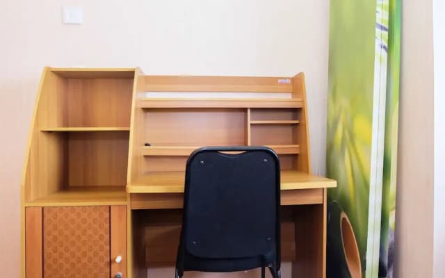 Spacious 3BR Poins Square Apartment - photo 3