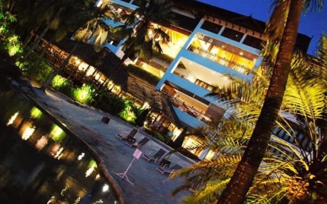 Palace Beach And Spa - photo 2
