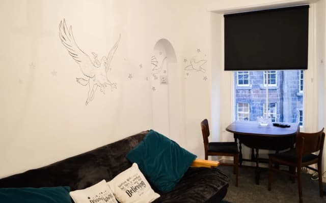 Unique Home in the Heart of Edinburgh - photo 4