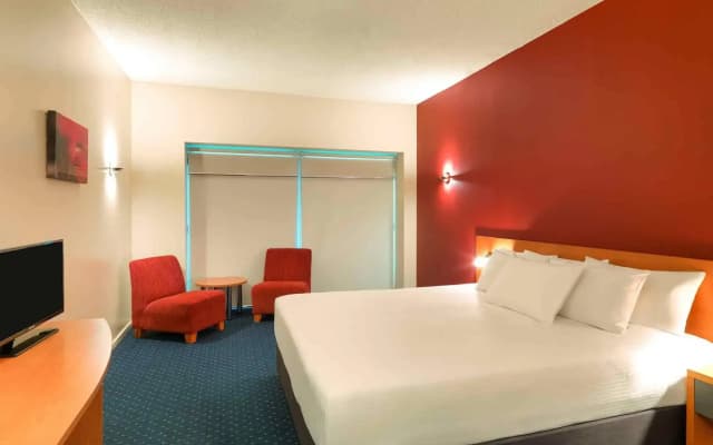 YEHS Hotel Melbourne CBD - photo 3