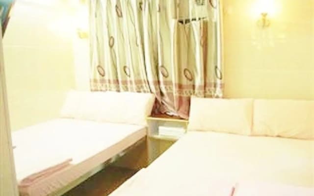 Carlton Guest House - Carlton Group of Hostels - photo 4