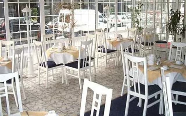 Hotel Kubrat am Checkpoint Charlie - photo 2
