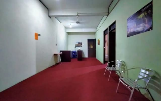 Rz Gold Hotel by OYO Rooms - photo 3
