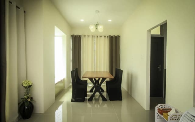 SIBU SWANHOUSE 2 (three storey townhouse) - photo 2