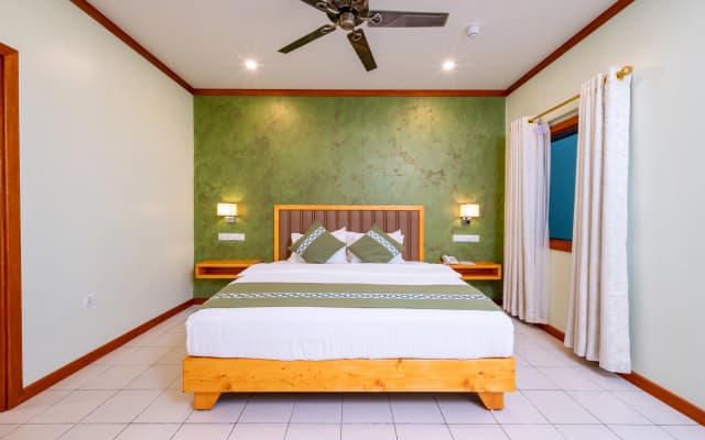 Fihalhohi Maldives - photo 2