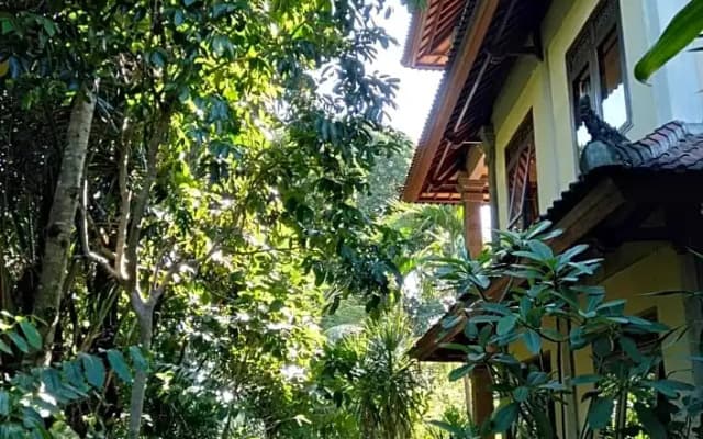 Prasanti Bed & Breakfast - photo 4