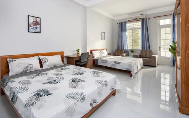 T P House 5 - photo 3