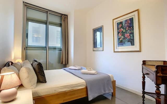 Nice Booking - Royal Luxembourg Piscine - photo 4