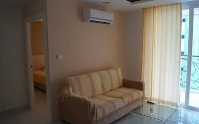 Paradise Park - Room Number 520 - photo 4