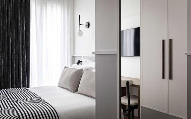 Best Western Premier The Blake Paris Gare Saint Lazare - photo 5
