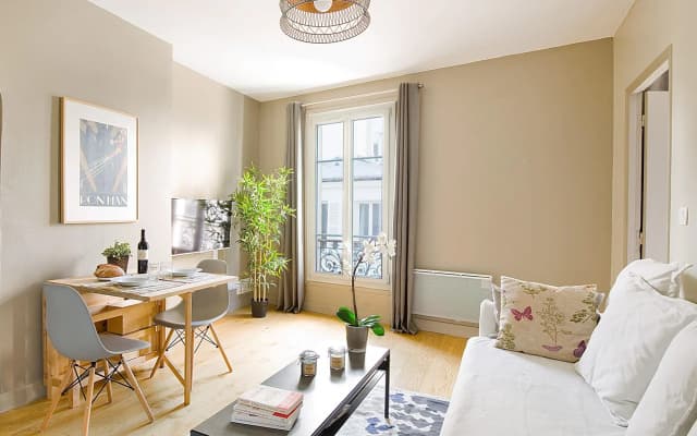 B 823 - Buttes Chaumont - Spacieux appartement - photo 2