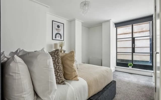 Charming 1BR near Notre Dame - photo 4