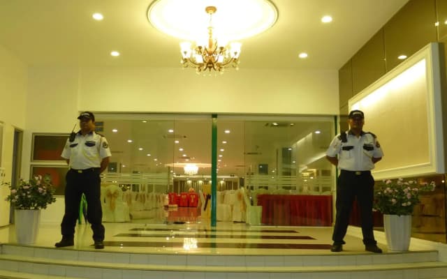 Your Hotel - photo 5