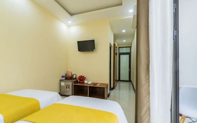 Green Hill Hotel - photo 4