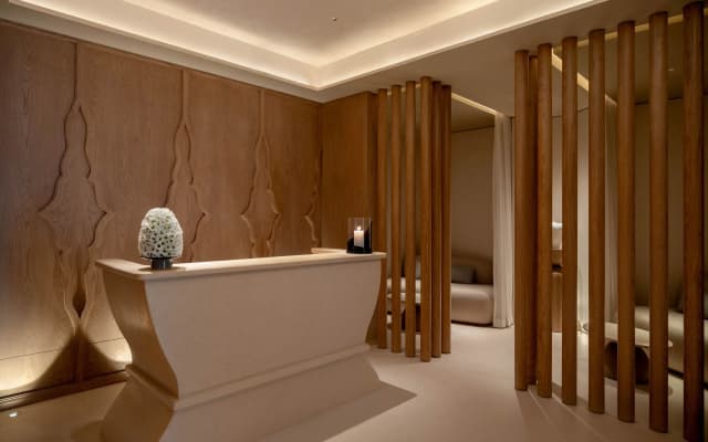 Dusit Thani Bangkok - photo 2