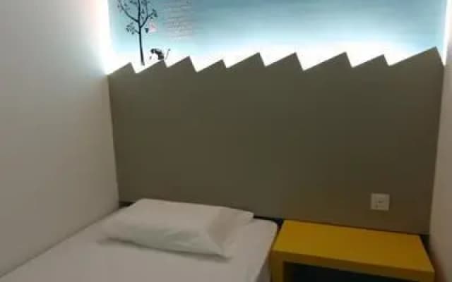 Warm Blanket Hotel - Hostel - photo 4