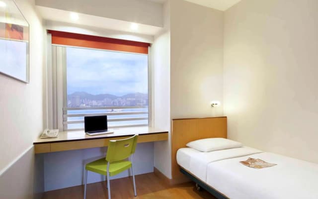 ibis Hong Kong North Point - photo 4