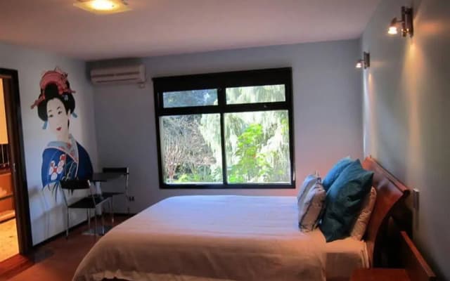 Cherry Blossom Bed & Breakfast - photo 3