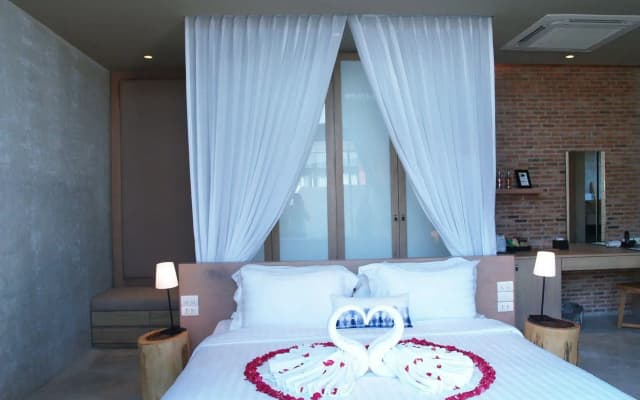 Sunday Sea Two Pool Villa Pattaya - photo 5