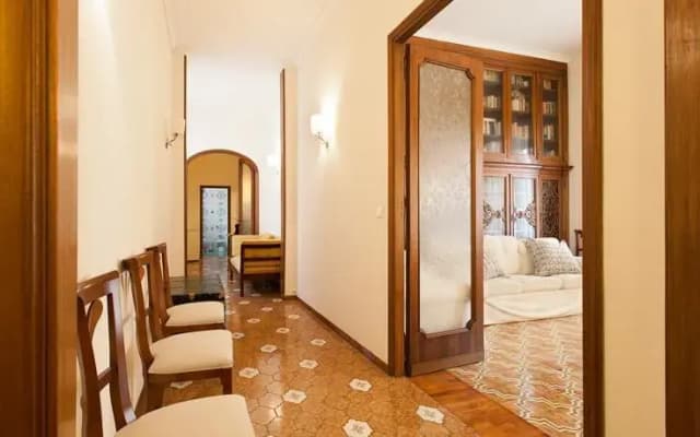 Hadrian House - photo 2