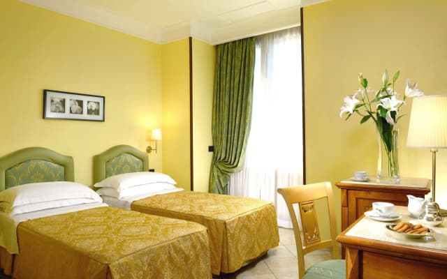 Hotel Tuscolana - photo 4