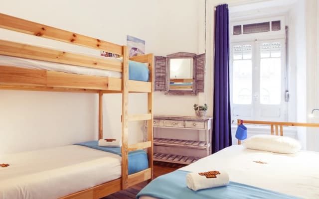 Lisbon Chillout Hostel - photo 4