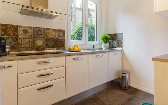Santonofrio White - photo 5
