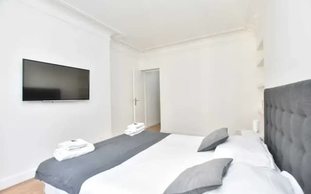 Charming 1br/4p Apartment - Louvre Museum - photo 2