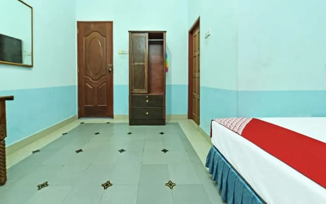 OYO 90441 Cz Traveler's Hotel - photo 3